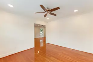 2343 Shakespeare St, Houston, TX 77030 - Photo 7