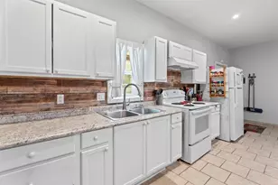 95 Sunrise Loop, Huntsville, TX 77320 - Photo 39