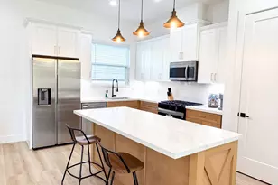 2706 Cochran St, Houston, TX 77009 - Photo 9