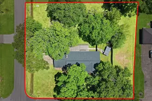 101 W Larkspur Dr, Alvin, TX 77511 - Photo 23
