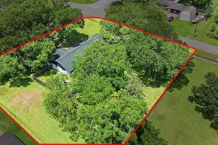 101 W Larkspur Dr, Alvin, TX 77511 - Photo 25