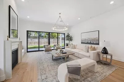 938 Gardenia Drive, Houston, TX 77018 - Photo 15
