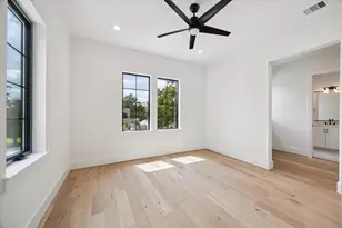 938 Gardenia Dr, Houston, TX 77018 - Photo 31