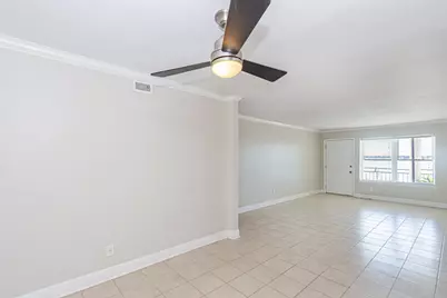 3535 Nasa Parkway #105, Seabrook, TX 77586 - Photo 11