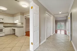 1042 Augusta Dr, Houston, TX 77057 - Photo 5