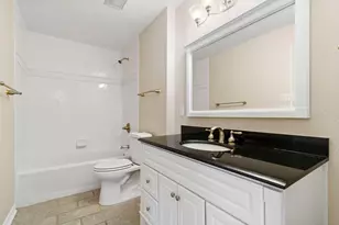 1042 Augusta Dr, Houston, TX 77057 - Photo 19