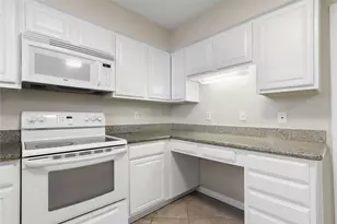 1042 Augusta Dr, Houston, TX 77057 - Photo 7
