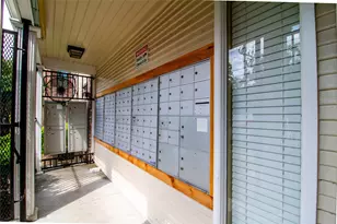 1042 Augusta Dr, Houston, TX 77057 - Photo 23