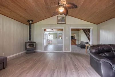 130 S Oak Bluff Drive, Trinity, TX 75862 - Photo 17