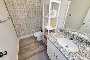 111 Avalon Dr, Huntsville, TX 77320 - Photo 25