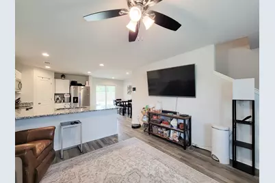 111 Avalon Drive, Huntsville, TX 77320 - Photo 5