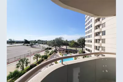 3525 Sage Road #402, Houston, TX 77056 - Photo 13