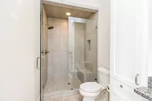 810 Remington Glade Dr, Houston, TX 77042 - Photo 23