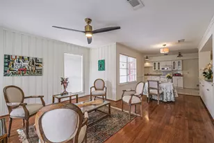 2601 Briarhurst Dr, Houston, TX 77057 - Photo 9