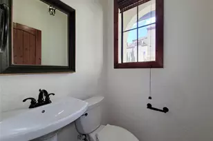 1801 W 24th St, Houston, TX 77008 - Photo 5