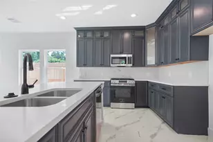 6210 Cebra St, Houston, TX 77091 - Photo 7