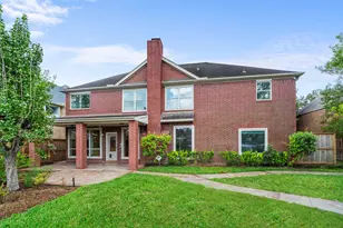 130 S Hall Dr, Sugar Land, TX 77478 - Photo 39