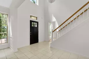 130 S Hall Dr, Sugar Land, TX 77478 - Photo 11