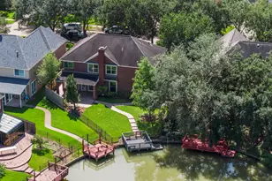 130 S Hall Dr, Sugar Land, TX 77478 - Photo 43