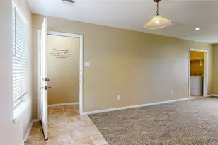 10602 W Hidden Lake Ln, Richmond, TX 77406 - Photo 5