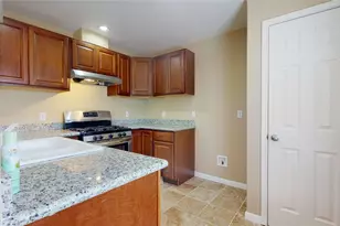 10602 W Hidden Lake Ln, Richmond, TX 77406 - Photo 13