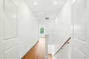 7841 Sunnyhill St, Houston, TX 77088 - Photo 11