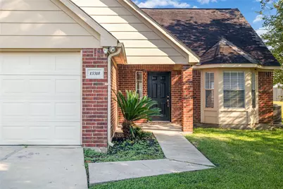 13318 Hilltop Cir Circle, Willis, TX 77318 - Photo 3