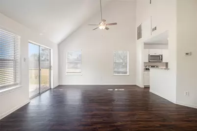 13318 Hilltop Cir Circle, Willis, TX 77318 - Photo 5