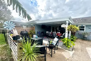 1029 Vine Dr, Angleton, TX 77515 - Photo 25