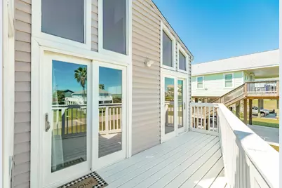 115 Doubloon Drive, Freeport, TX 77541 - Photo 11