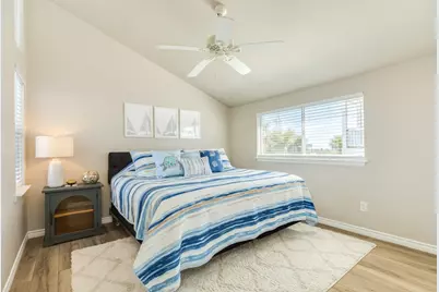 115 Doubloon Drive, Freeport, TX 77541 - Photo 5