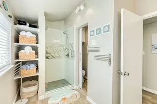 115 Doubloon Dr, Freeport, TX 77541 - Photo 9