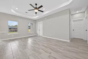 1107 Lyle W St, Cleveland, TX 77327 - Photo 9