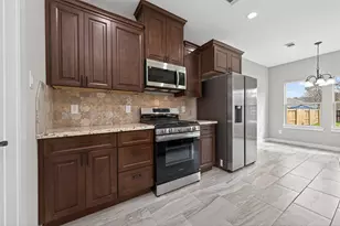 1107 Lyle W St, Cleveland, TX 77327 - Photo 33