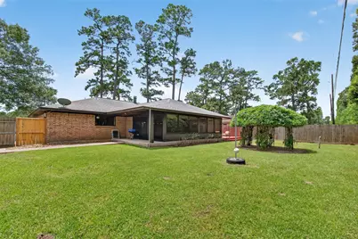 9727 Forest Hollow Drive, Baytown, TX 77521 - Photo 37