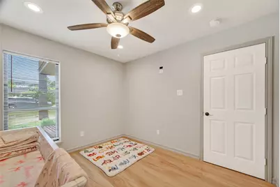 9727 Forest Hollow Drive, Baytown, TX 77521 - Photo 31