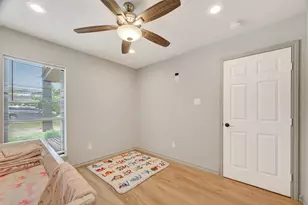 9727 Forest Hollow Dr, Baytown, TX 77521 - Photo 31