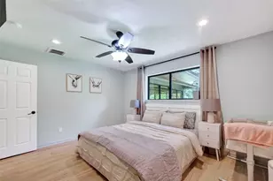 9727 Forest Hollow Dr, Baytown, TX 77521 - Photo 21