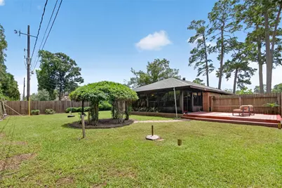9727 Forest Hollow Drive, Baytown, TX 77521 - Photo 35