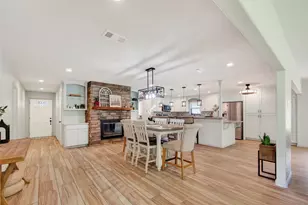 9727 Forest Hollow Dr, Baytown, TX 77521 - Photo 3