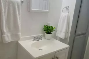 7702 Claiborne St, Houston, TX 77016 - Photo 9