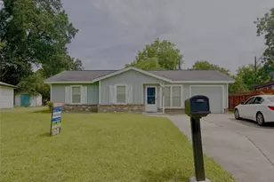 7702 Claiborne St, Houston, TX 77016 - Photo 1
