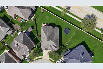 6102 Lakenshire Falls Lane, Katy, TX 77494 - Photo 31