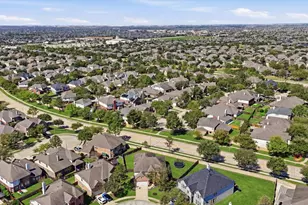 6102 Lakenshire Falls Ln, Katy, TX 77494 - Photo 33