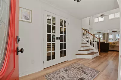 215 Lokai Street, Tiki Island, TX 77554 - Photo 5