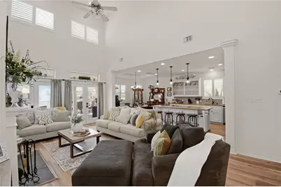 215 Lokai Street, Tiki Island, TX 77554 - Photo 9
