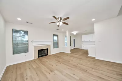 11927 Canyon Mills Drive, Houston, TX 77095 - Photo 5