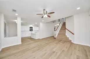 11927 Canyon Mills Dr, Houston, TX 77095 - Photo 7