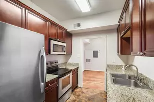 2255 Braeswood Park Dr, Houston, TX 77030 - Photo 1