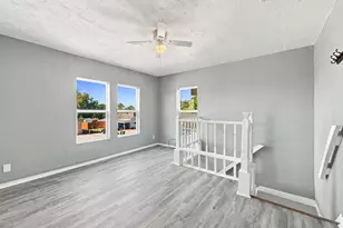304 E 22nd St, Bryan, TX 77803 - Photo 5